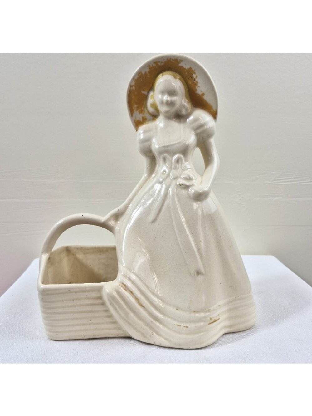Vintage USA Pottery Lady Planter 954 Girl w/ Bonnet Vase MCM Decor